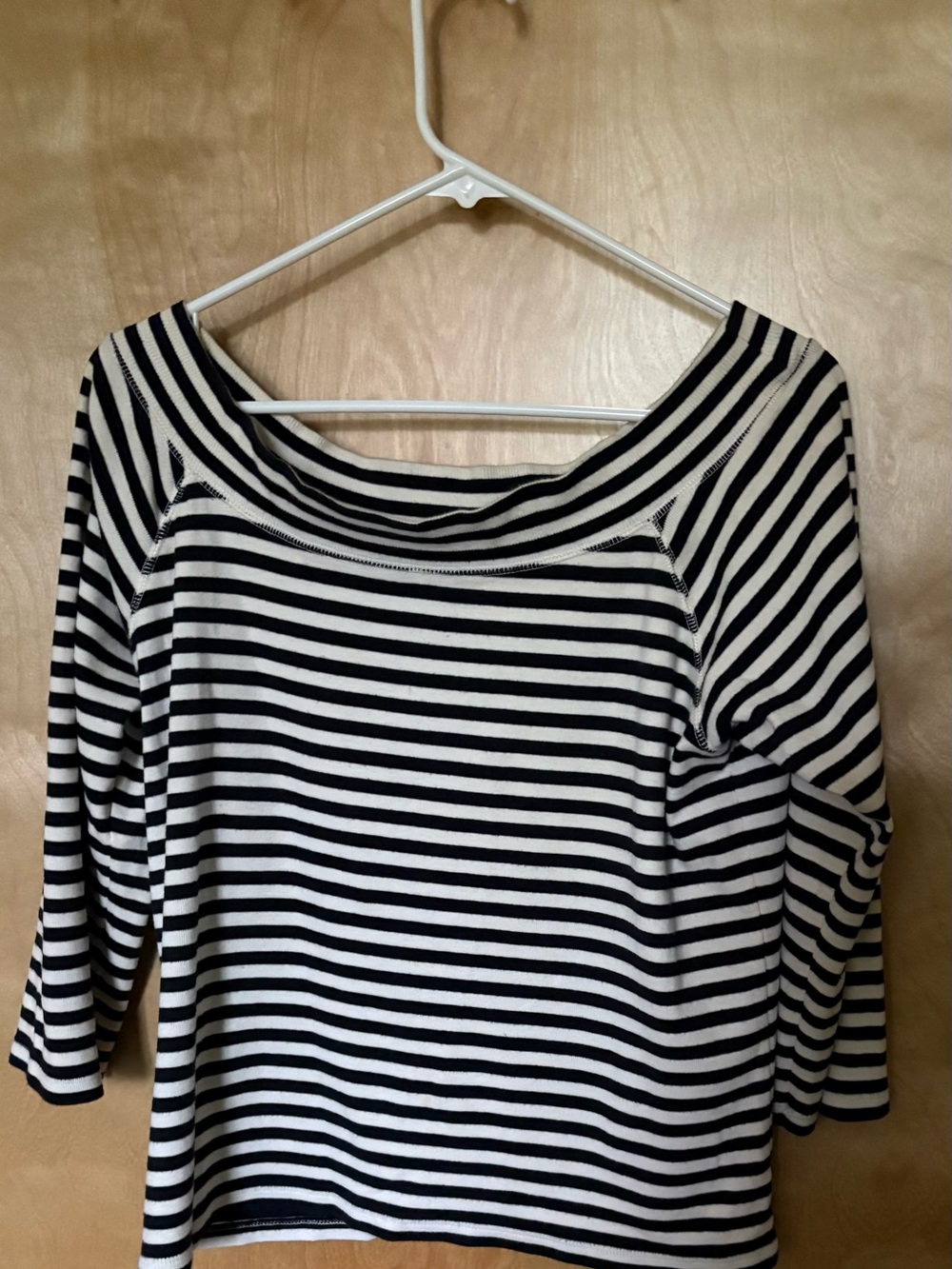 Liz Claiborne Vintage Women’s Black/White Striped Top Boat-Neck 3/4 Sleeve XL